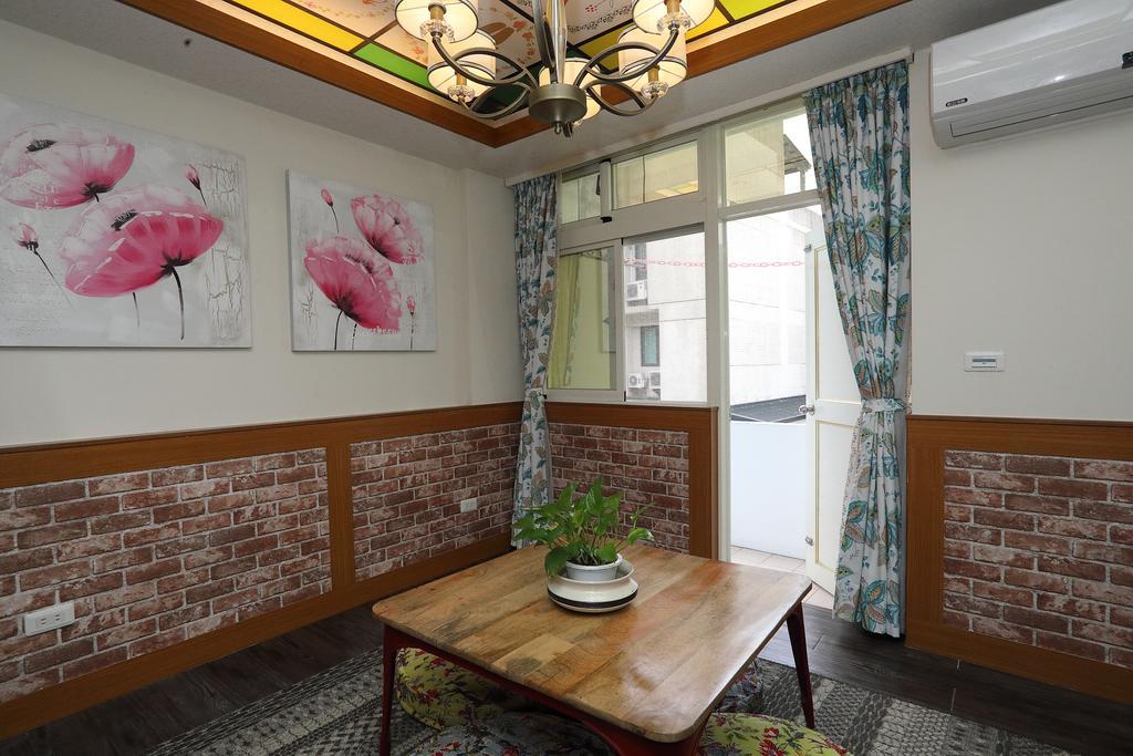 เฟิร์ส เพลซ บีแอนดืบี Apartment เมืองฮวาเหลียน ภายนอก รูปภาพ