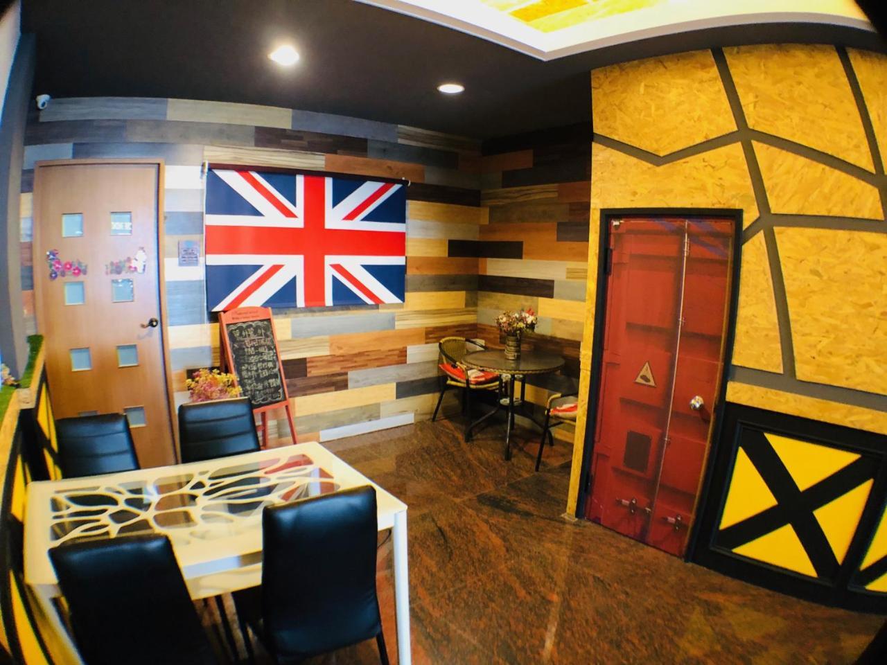เฟิร์ส เพลซ บีแอนดืบี Apartment เมืองฮวาเหลียน ภายนอก รูปภาพ