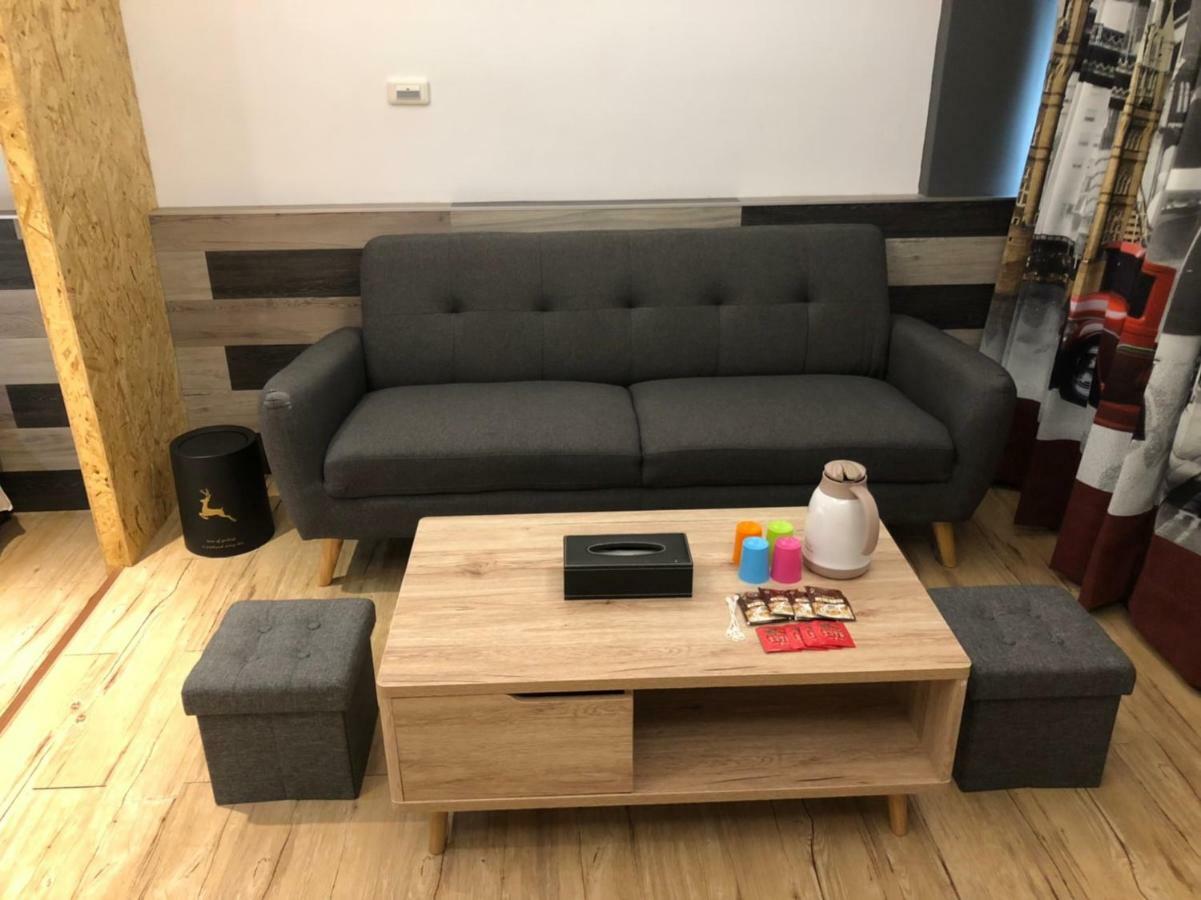 เฟิร์ส เพลซ บีแอนดืบี Apartment เมืองฮวาเหลียน ภายนอก รูปภาพ